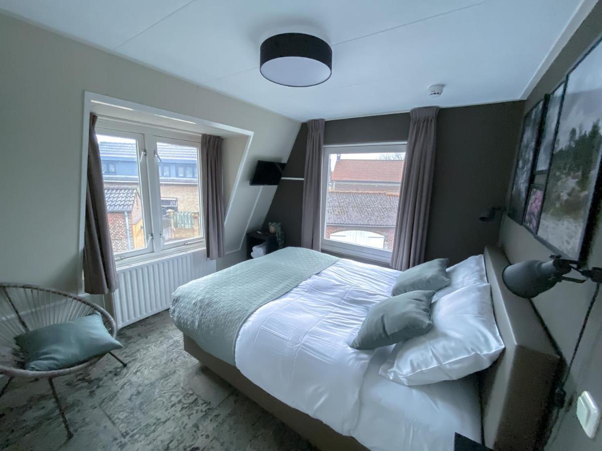 Hotel De Slapende Hollander Kaatsheuvel Eksteriør bilde